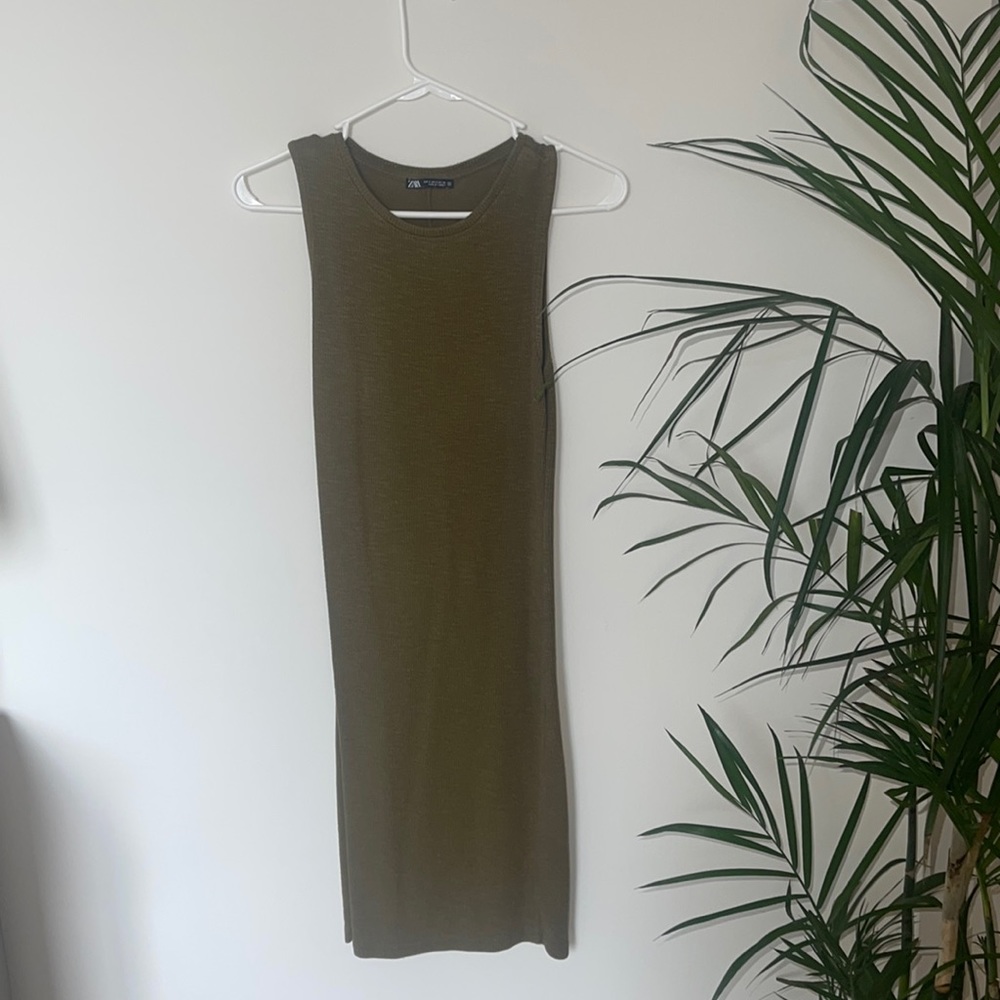 Zara Army Green Midi Body Con Dress. Small.